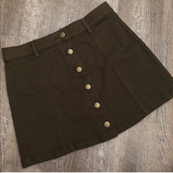 Forever 21 Dresses & Skirts - Button-Front Denim Skirt NWOT